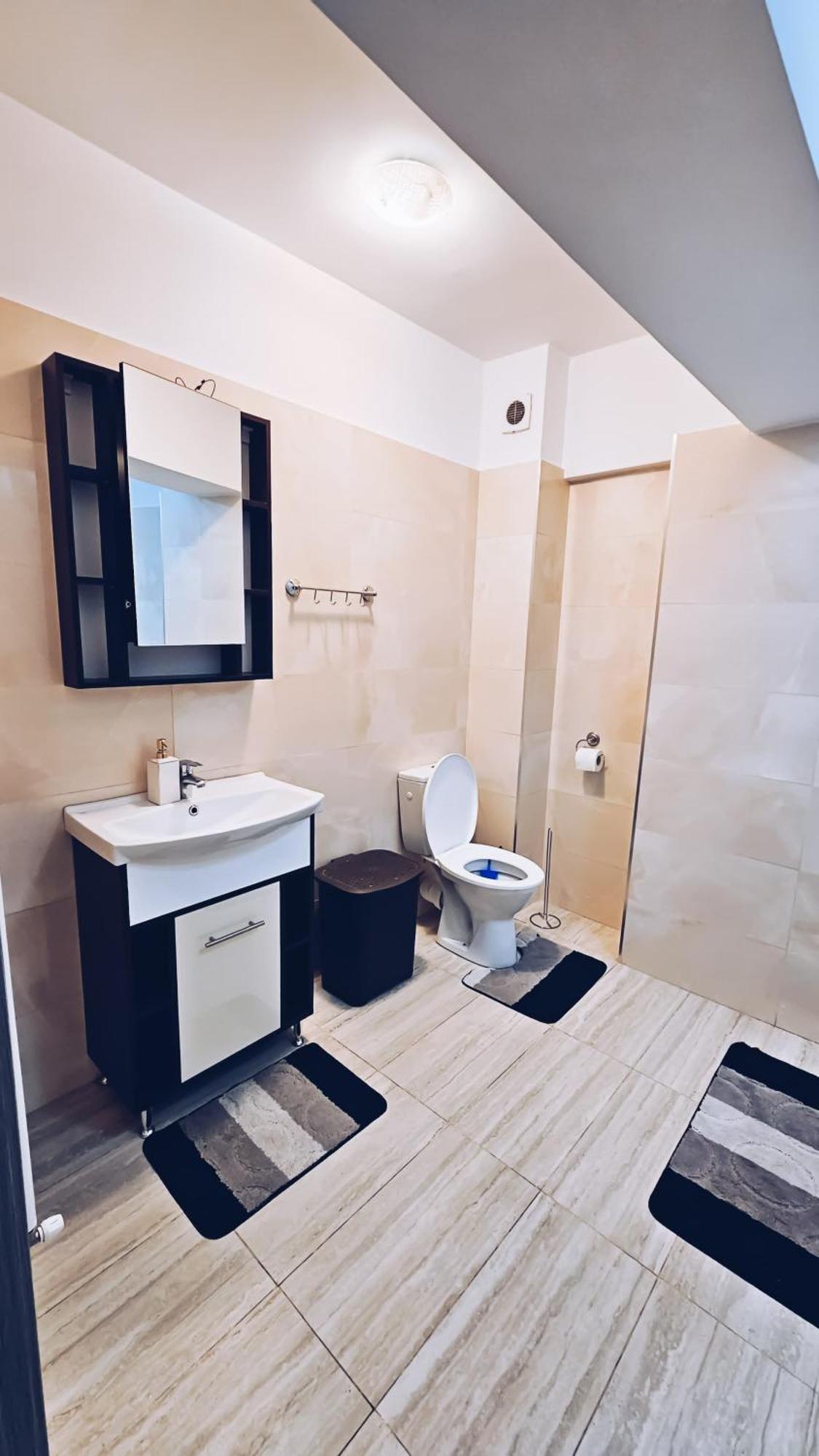 Apartament Dem Radulescu 3 Camere! Râmnicu Vâlcea 外观 照片